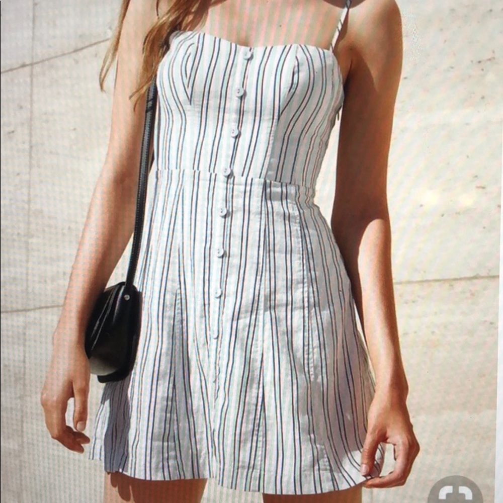 KIMCHI BLUE Lilyanna Linen Button-Down Dress